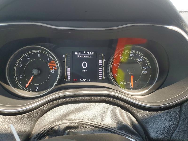 Photo 9 from auction – 2020 JEEP CHEROKEE with VIN 1C4PJLLB2LD545740