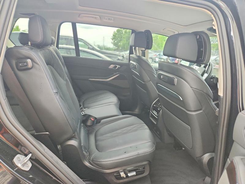 صورة رقم 11 من المزاد - 2027 BMW X7 مع VIN 5UX23EM02V9514442