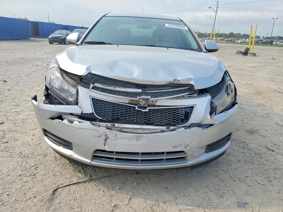 Photo 5 from auction – 2014 CHEVROLET CRUZE with VIN 1G1PC5SB6E7200938