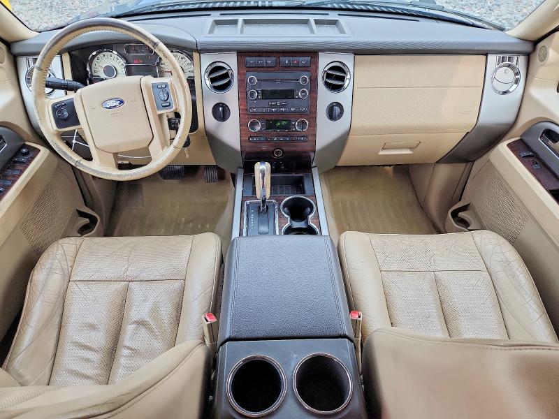 Zdjęcie 8 z aukcji – 2014 FORD EXPEDITION z VIN 1FMJK1J53EEF33917