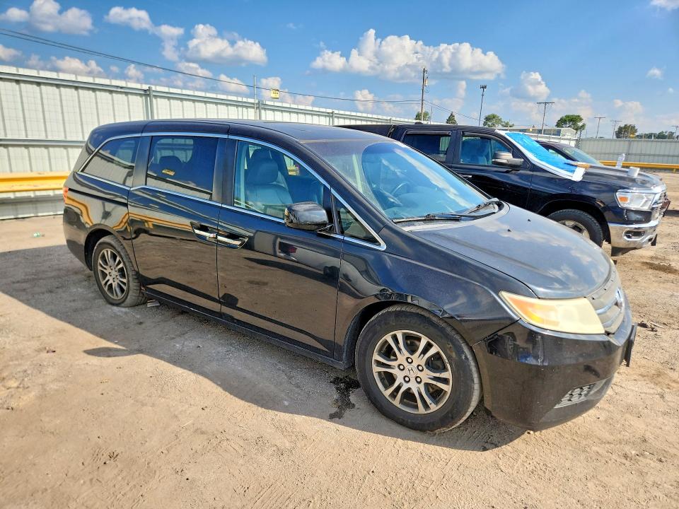 Photo 4 from auction – 2011 HONDA ODYSSEY with VIN 5FNRL5H64BB046973
