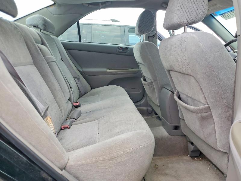 Photo 10 from auction – 2004 TOYOTA CAMRY with VIN 4T1BE32K04U294178