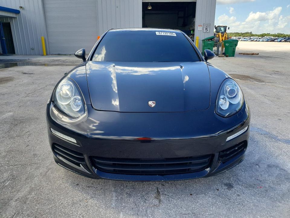 Photo 5 from auction – 2014 PORSCHE PANAMERA with VIN WP0AA2A74EL010450