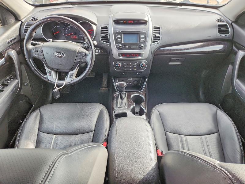 Photo 8 from auction – 2015 KIA SORENTO with VIN 5XYKUDA78FG585929