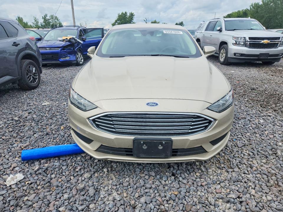 Photo 5 from auction – 2017 FORD FUSION with VIN 3FA6P0LUXHR301087
