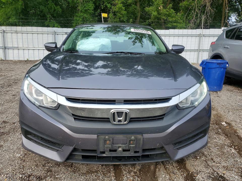 Photo 5 from auction – 2018 HONDA CIVIC with VIN 2HGFC2F52JH032950