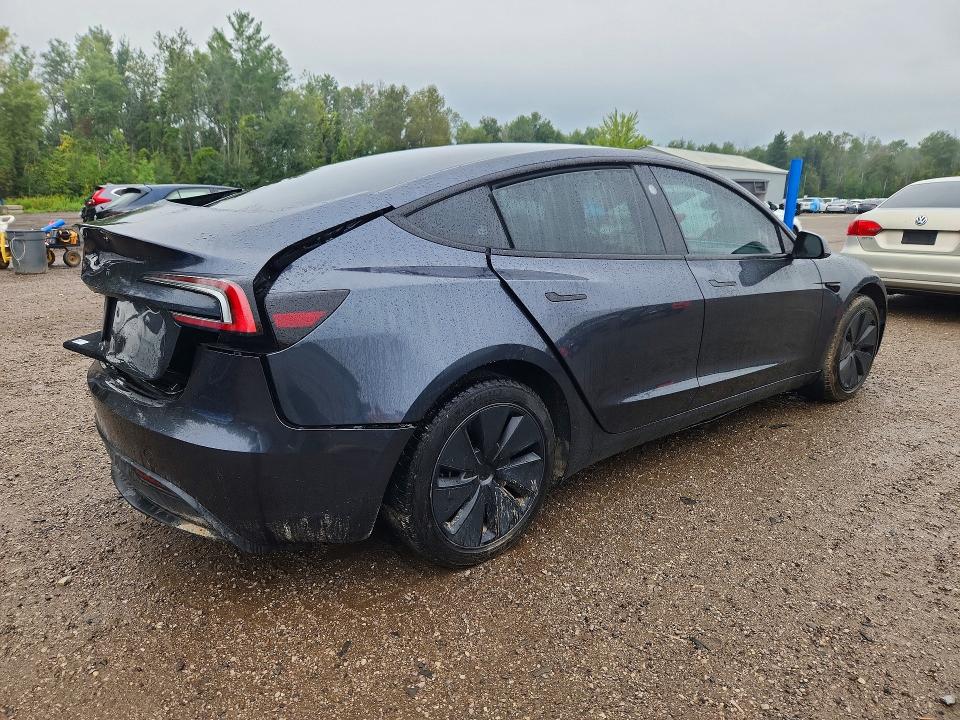 Фото 3 с аукциона – 2024 TESLA MODEL 3 с VIN LRW3E7FA9RC201069