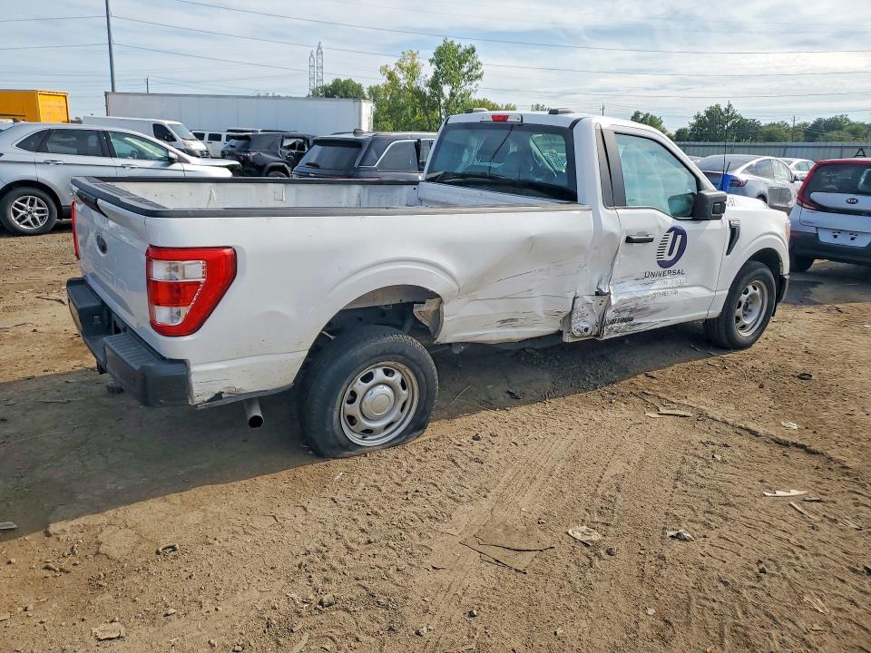 Photo 3 from auction – 2022 FORD F 150 with VIN 1FTMF1CB5NKD00583