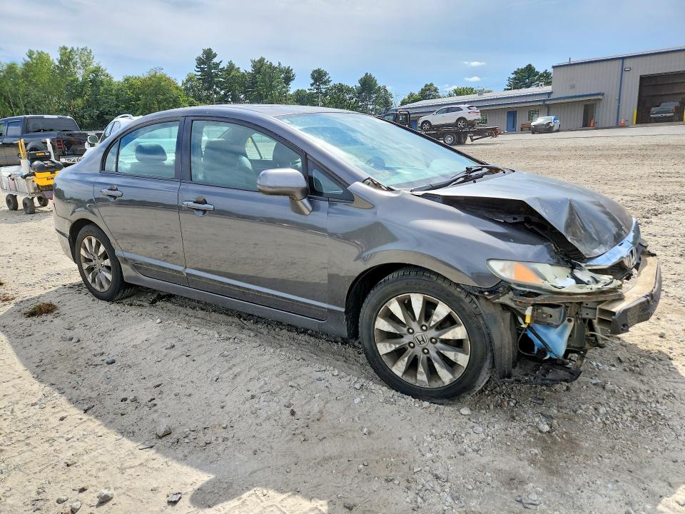 Zdjęcie 4 z aukcji – 2011 HONDA CIVIC z VIN 2HGFA1F86BH523758