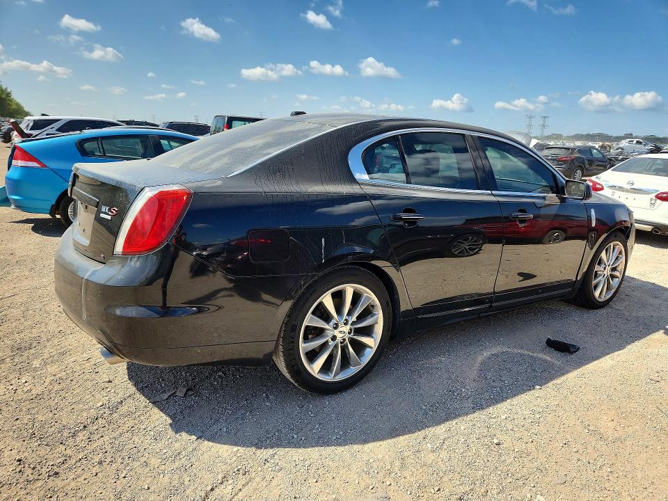 Photo 3 from auction – 2011 LINCOLN MKS with VIN 1LNHL9FT3BG601599