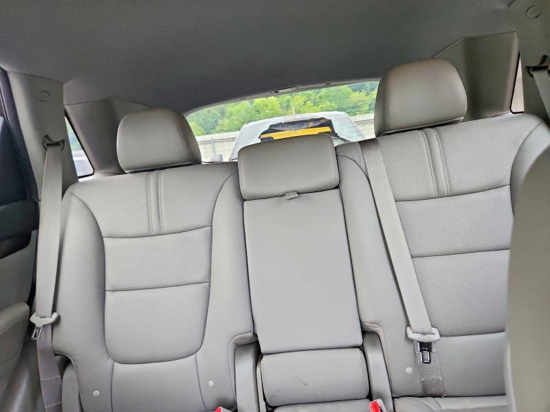 Foto 10 de la subasta – 2015 KIA SORENTO con VIN 5XYKTCA67FG641797