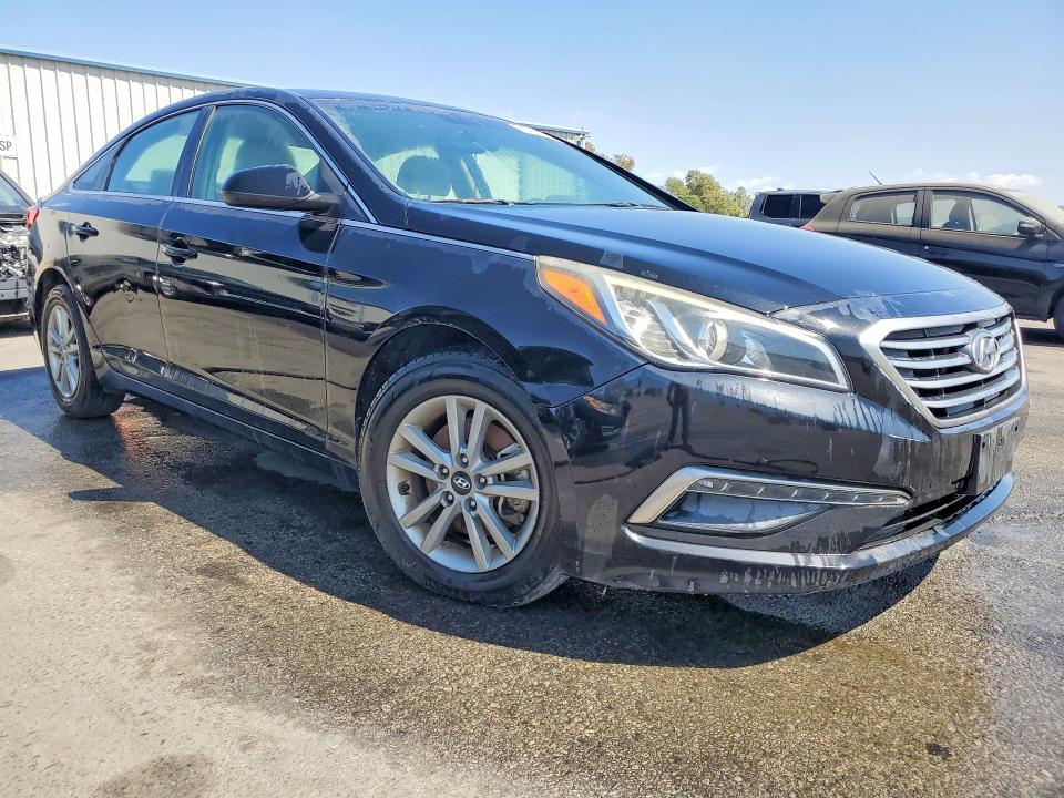 Photo 4 from auction – 2015 HYUNDAI SONATA with VIN 5NPE24AF5FH010187