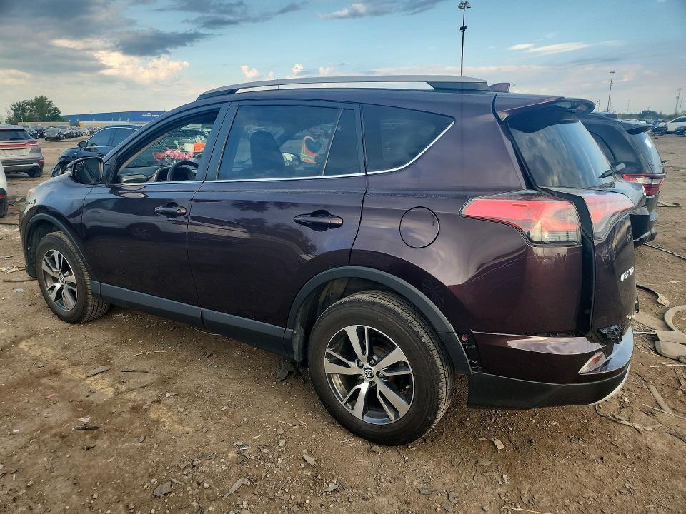 Photo 2 from auction – 2016 TOYOTA RAV4 with VIN 2T3RFREV7GW453892