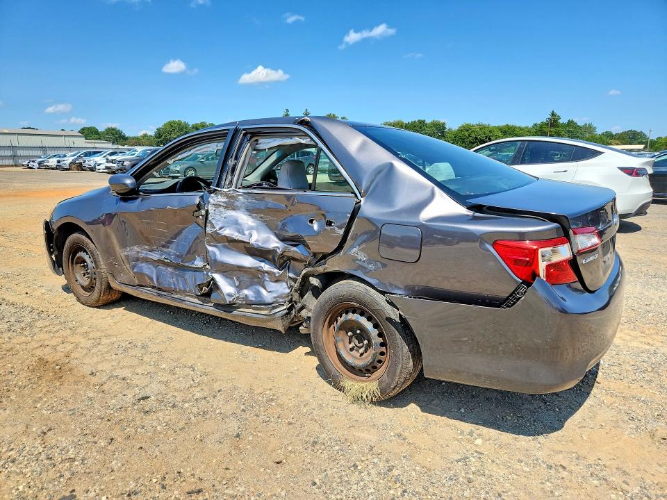 Снимка 2 от търг – 2014 TOYOTA CAMRY с VIN 4T1BF1FKXEU862935
