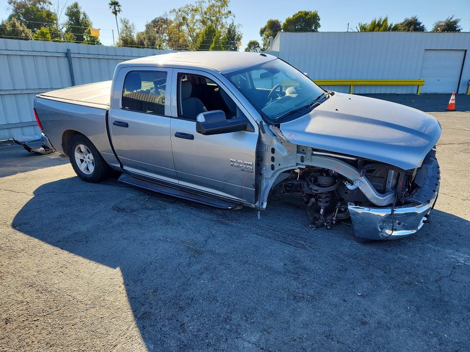 Photo 4 from auction – 2022 RAM 1500 CLASSIC with VIN 3C6RR7KG2NG341295