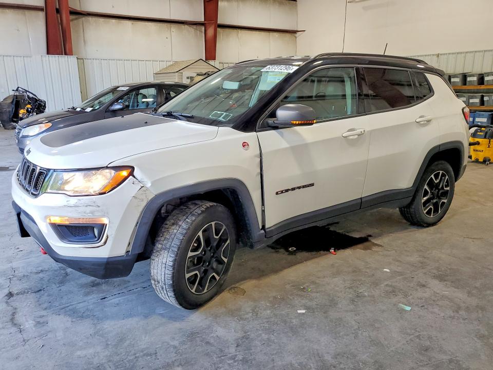 JEEP COMPASS 2021 with VIN 3C4NJDDB8MT503936 - Photo from auction