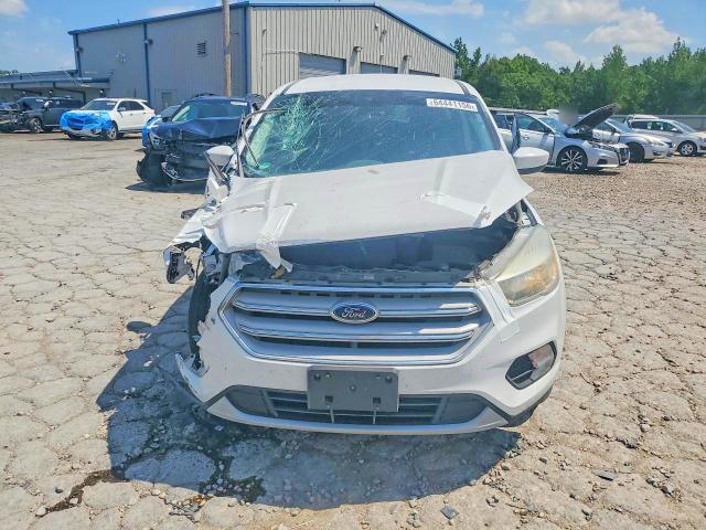 Photo 5 from auction – 2017 FORD ESCAPE with VIN 1FMCU0G97HUC96737