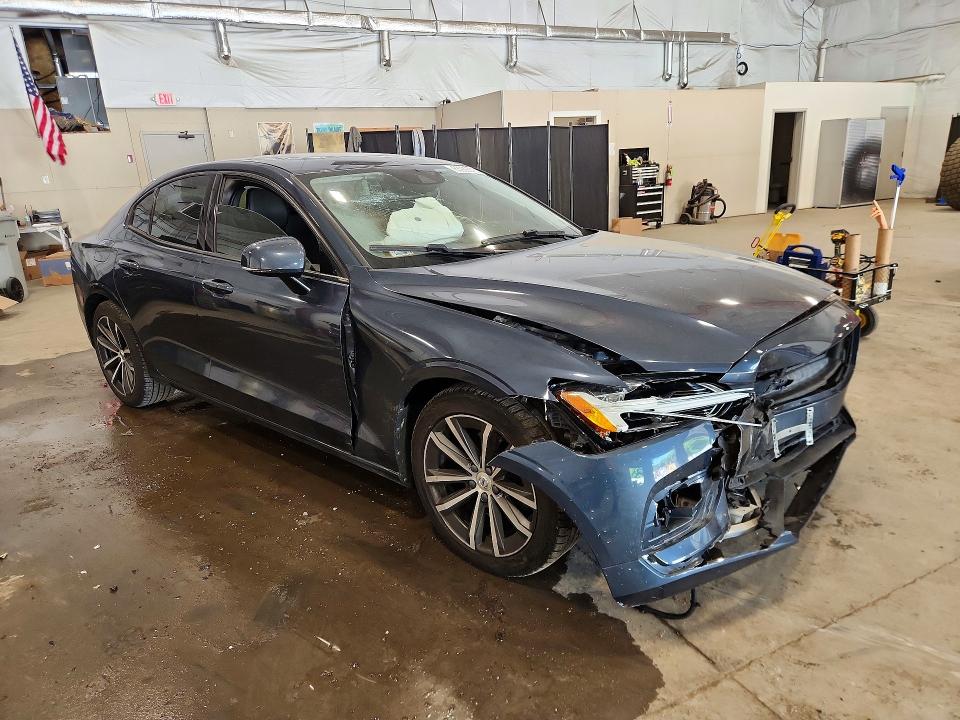 Photo 4 from auction – 2021 VOLVO S60 with VIN 7JR102FKXMG096596