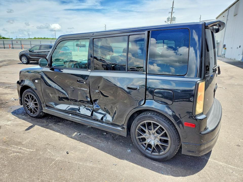 Photo 2 from auction – 2004 SCION XB with VIN JTLKT324840147534