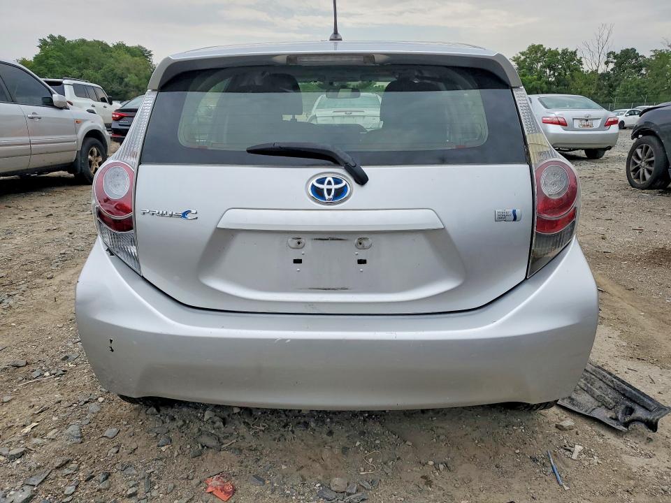 Photo 6 from auction – 2012 TOYOTA PRIUS C with VIN JTDKDTB34C1014973