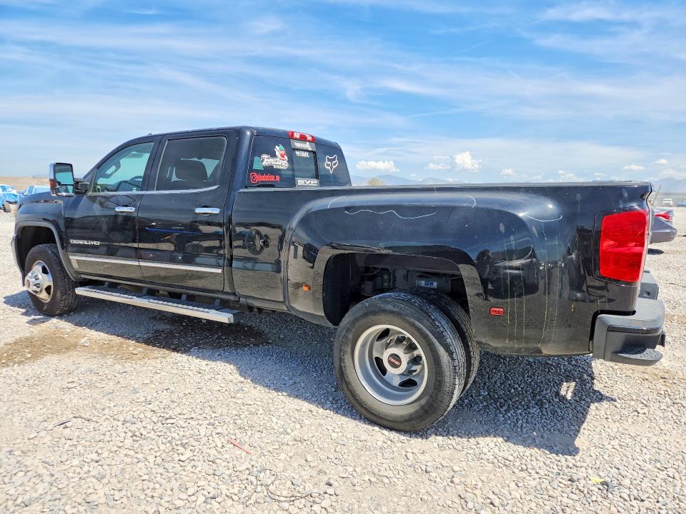 Photo 2 from auction – 2015 GMC SIERRA with VIN 1GT424E81FF667215