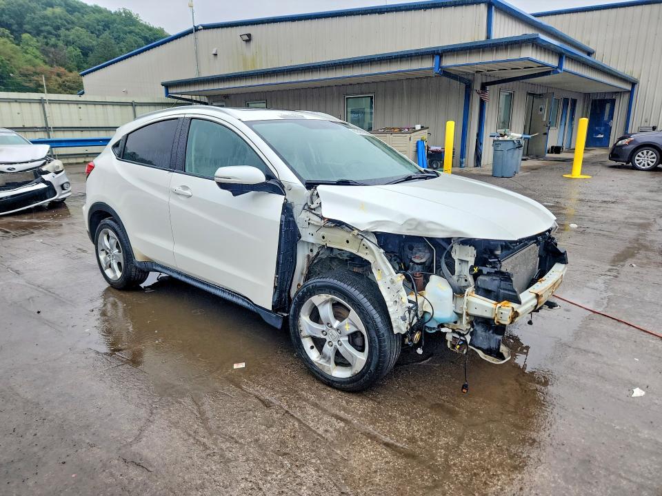 Photo 4 from auction – 2016 HONDA HR-V with VIN 3CZRU6H77GM701636