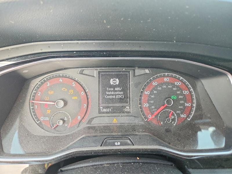 Photo 9 from auction – 2019 VOLKSWAGEN JETTA with VIN 3VWCB7BU5KM201521