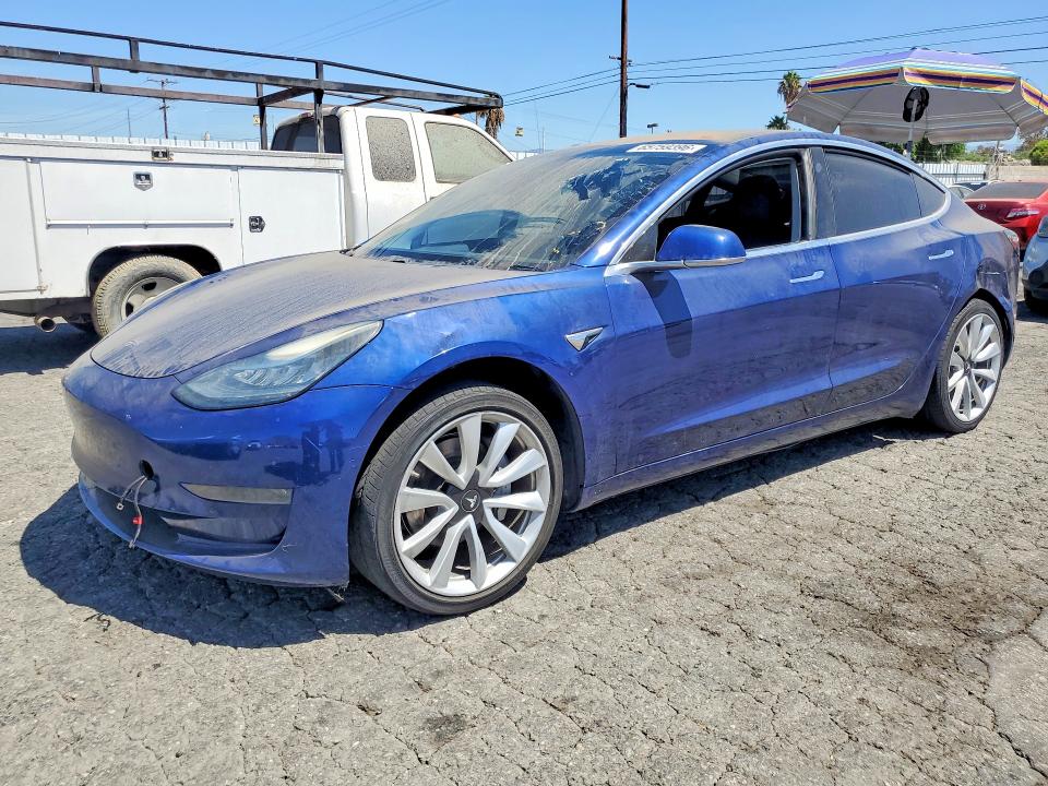 TESLA MODEL 3 2018 with VIN 5YJ3E1EA1JF033386 - Photo from auction