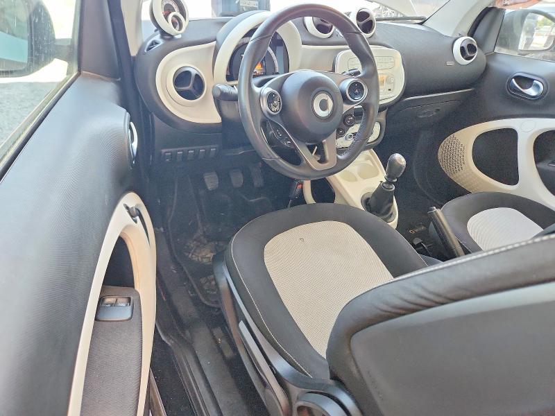 Photo 8 from auction – 2016 SMART FORTWO with VIN WMEFJ5DA6GK045998