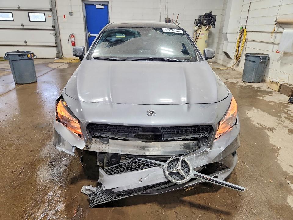 Photo 5 from auction – 2016 MERCEDES-BENZ CLA with VIN WDDSJ4GB6GN338834