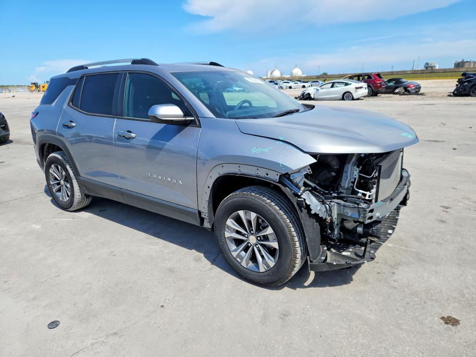 Photo 4 from auction – 2025 CHEVROLET EQUINOX with VIN 3GNAXPEG3SL218428