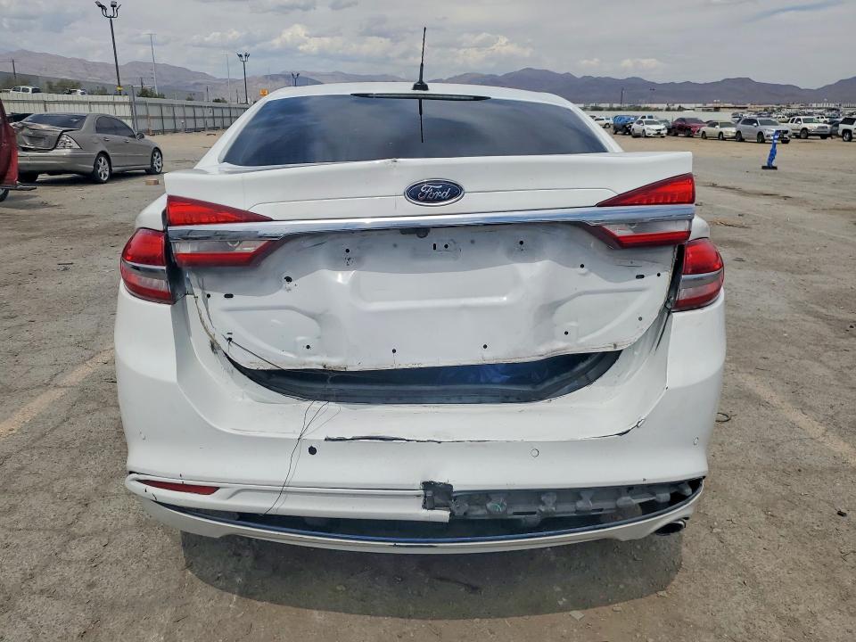 Photo 6 from auction – 2017 FORD FUSION with VIN 3FA6P0LU3HR386676