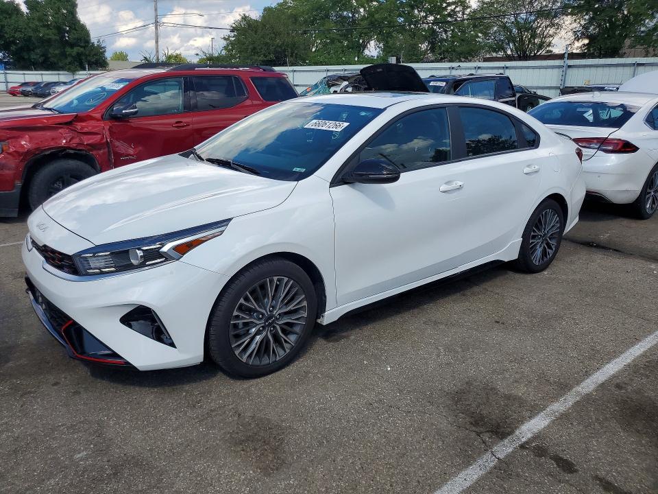 KIA FORTE 2024 con VIN 3KPF54AD5RE718099 - Foto de la subasta