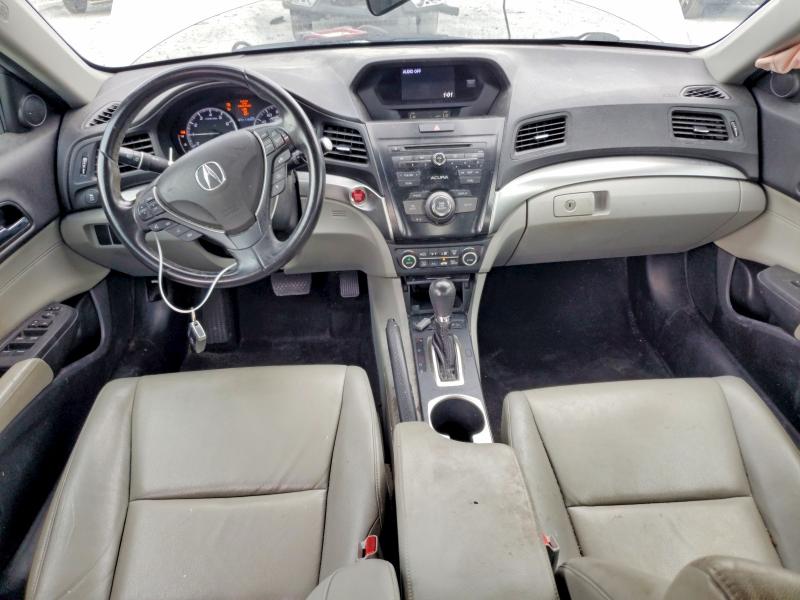Photo 8 from auction – 2017 ACURA ILX with VIN 19UDE2F31HA010298