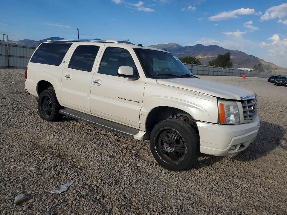 Photo 4 from auction – 2005 CADILLAC ESCALADE with VIN 3GYFK66N95G215724