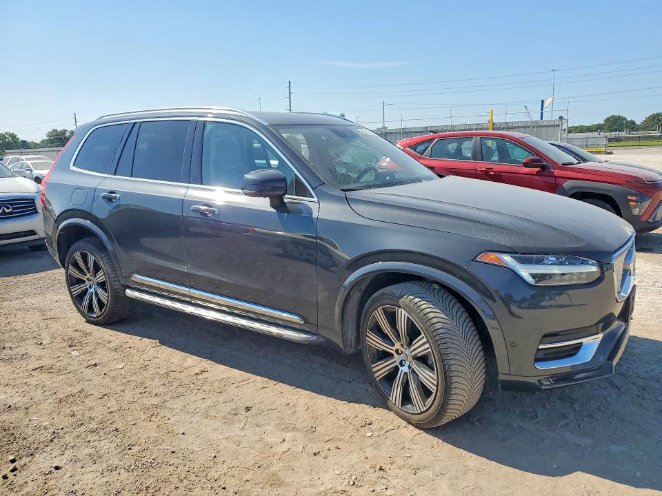 Фото 4 с аукциона – 2022 VOLVO XC90 с VIN YV4A22PL2N1784464