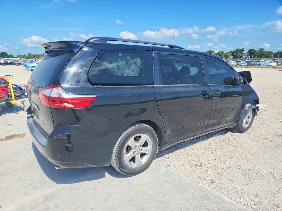 Photo 3 from auction – 2015 TOYOTA SIENNA with VIN 5TDKK3DC3FS581718
