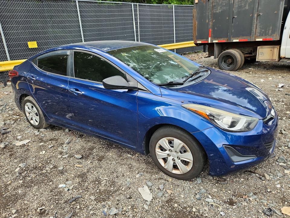 Photo 4 from auction – 2016 HYUNDAI ELANTRA with VIN 5NPDH4AE3GH783341