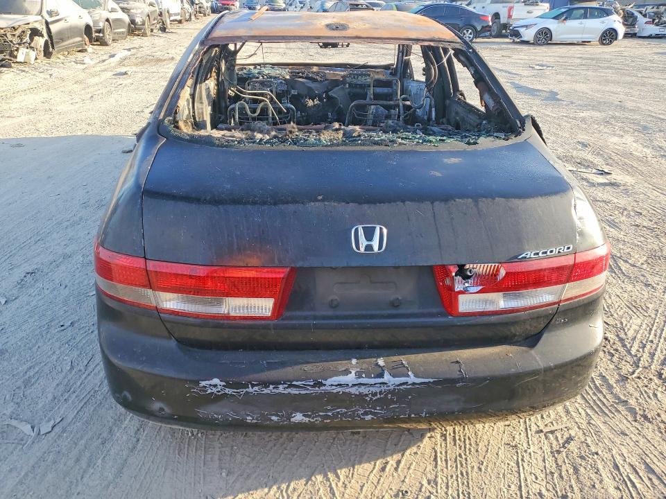 Photo 6 from auction – 2004 HONDA ACCORD with VIN 1HGCM66524A025801