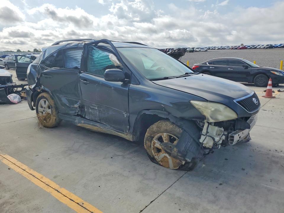 Photo 4 from auction – 2007 LEXUS RX with VIN 2T2HK31U67C003478