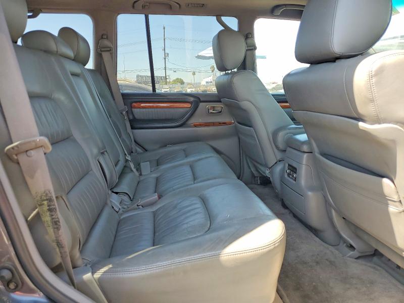 Photo 11 from auction – 2005 LEXUS LX with VIN JTJHT00W254002330
