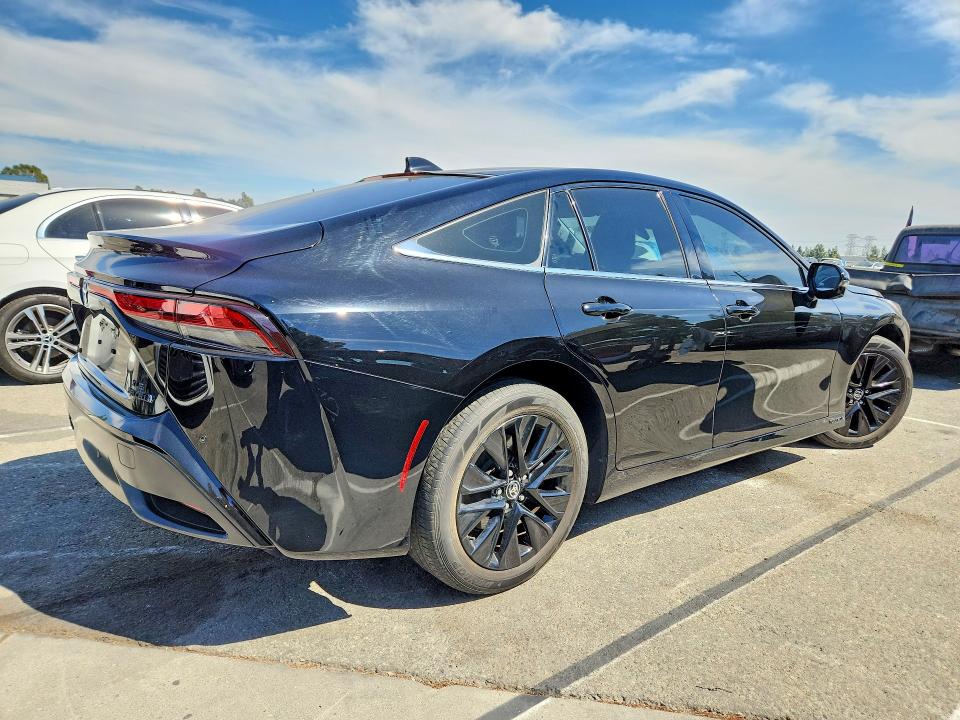Снимка 3 от търг – 2023 TOYOTA MIRAI с VIN JTDAAAAA0PA010109