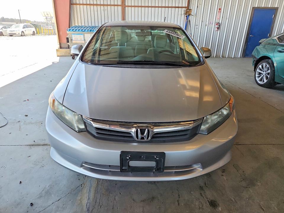 Photo 5 from auction – 2012 HONDA CIVIC with VIN 2HGFB2F5XCH612758