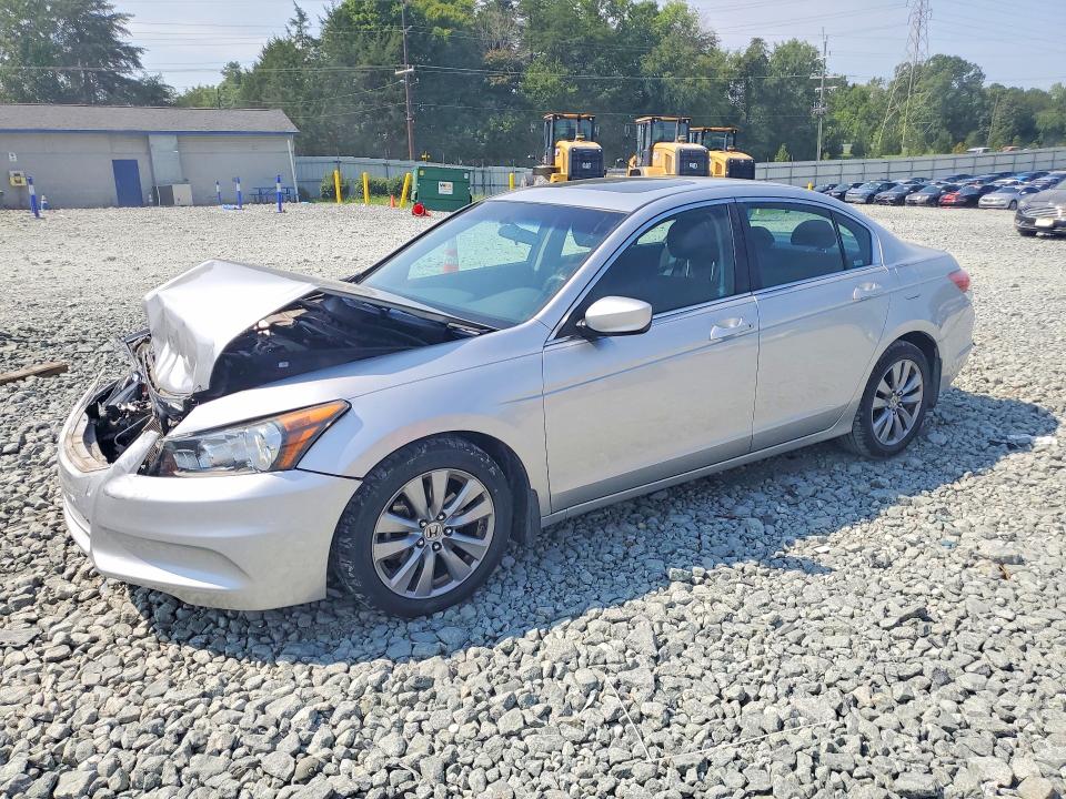 HONDA ACCORD 2011 with VIN 1HGCP2F71BA141005 - Photo from auction