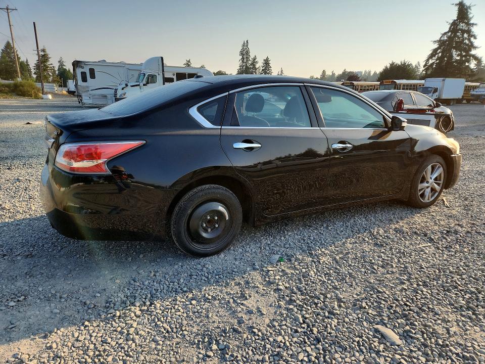 Photo 3 from auction – 2015 NISSAN ALTIMA with VIN 1N4AL3AP0FC231566