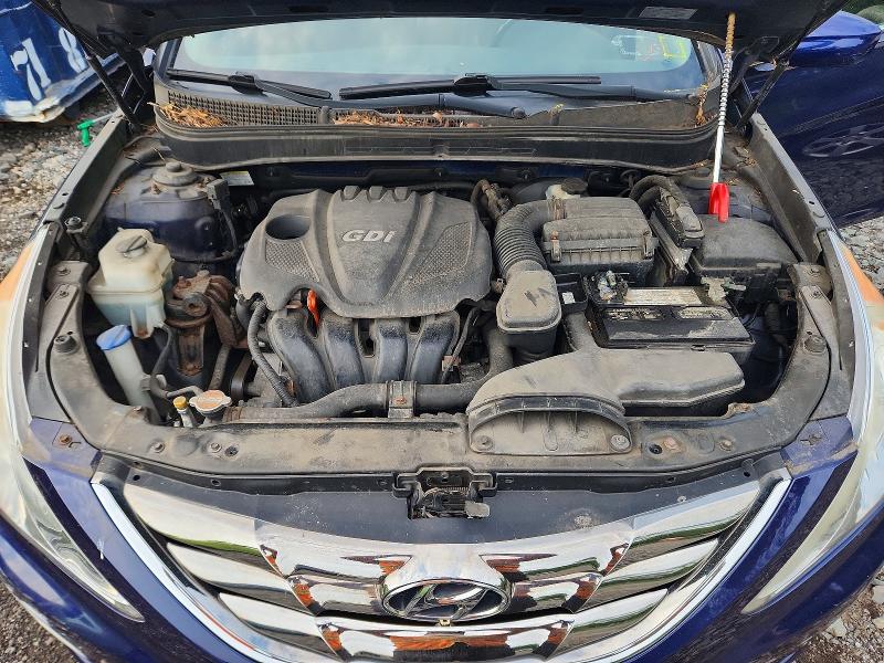 Photo 11 from auction – 2011 HYUNDAI SONATA with VIN 5NPEC4AC7BH289400