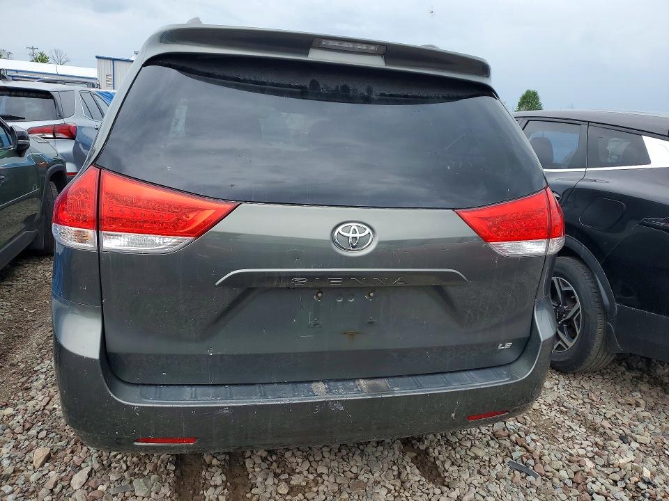 Photo 6 from auction – 2012 TOYOTA SIENNA with VIN 5TDKK3DC2CS223439