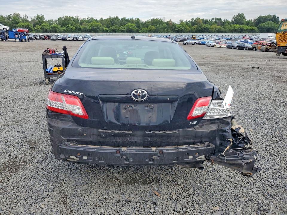 Photo 6 from auction – 2011 TOYOTA CAMRY with VIN 4T1BF3EK1BU135918