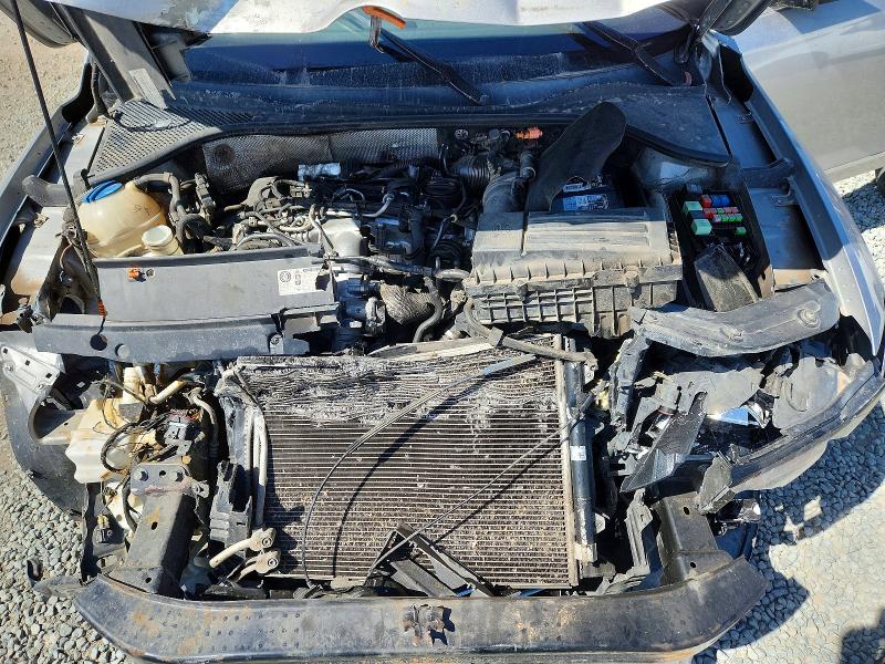Снимка 11 от търг – 2013 VOLKSWAGEN PASSAT с VIN 1VWCN7A30DC029466