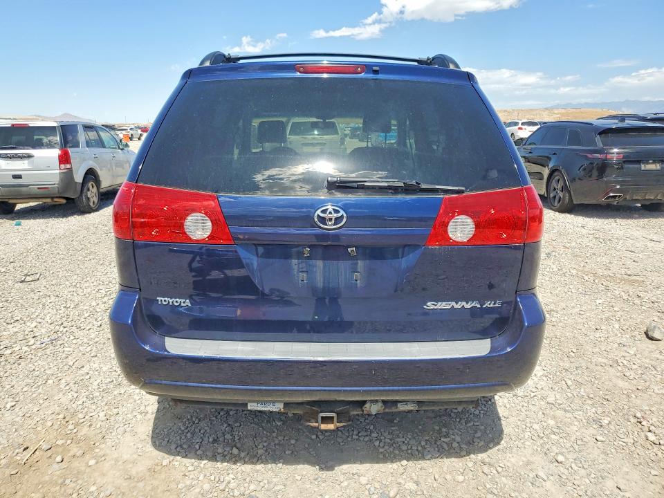 Photo 6 from auction – 2006 TOYOTA SIENNA with VIN 5TDZA22C96S493111
